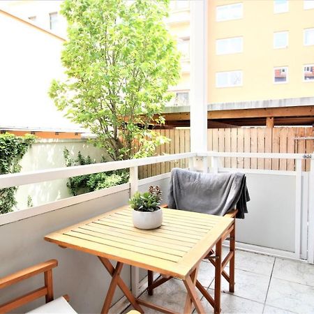 ➤Private Room - Heart Of Downtown With Terrace Wurtzbourg Extérieur photo