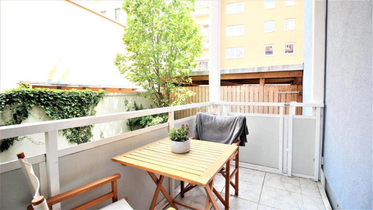 ➤Private Room - Heart Of Downtown With Terrace Wurtzbourg Extérieur photo